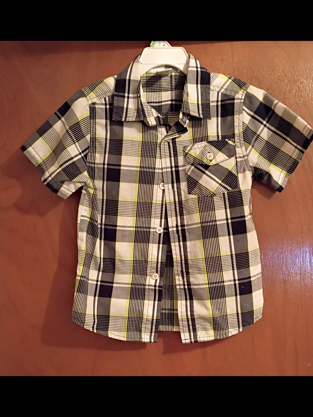 Boys Short-Sleeve Plaid Button-Down Shirt — Black, White & Yellow